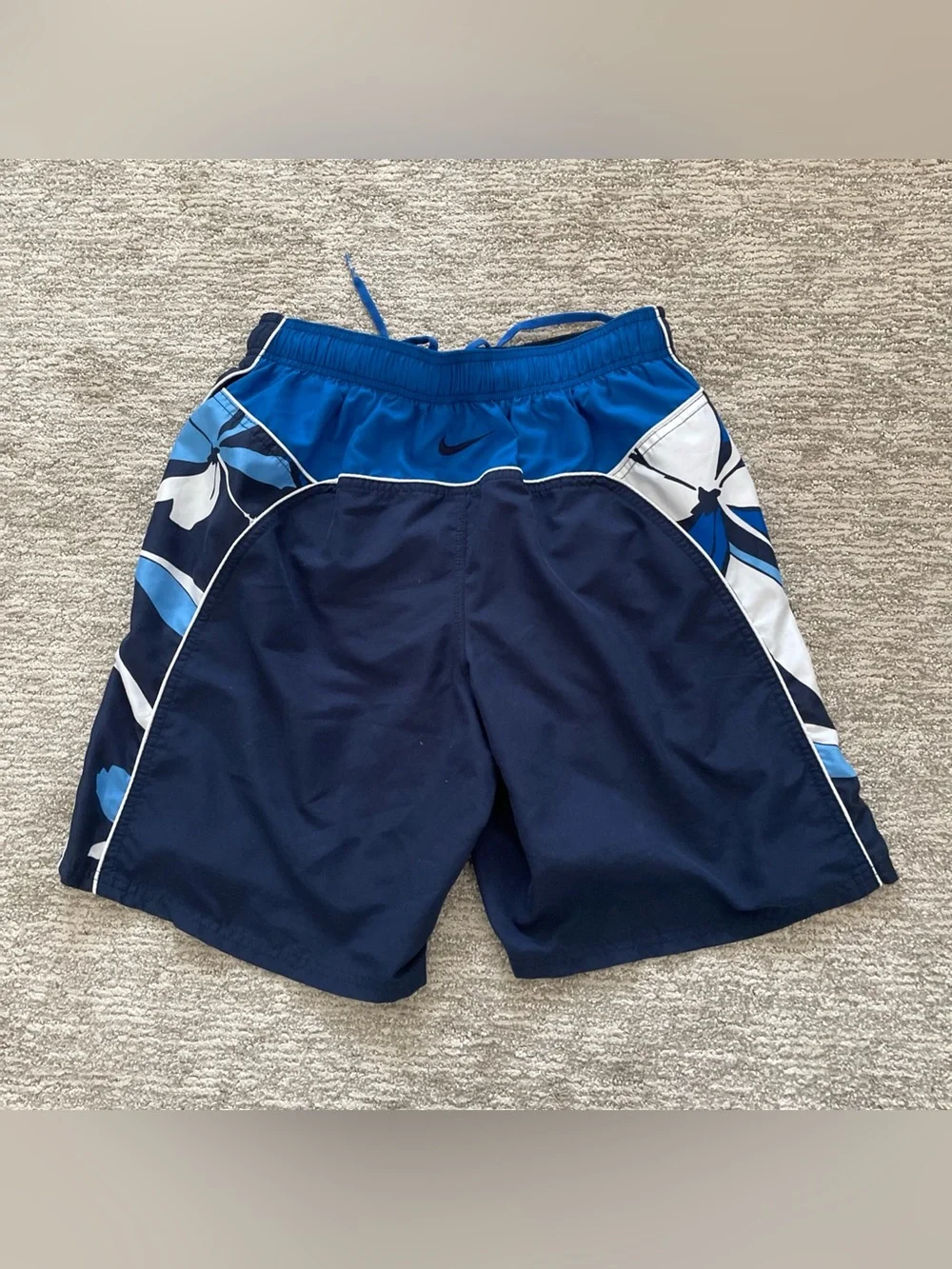Nike Color Surge Stretch Swim Trunks Athletic Swimwear Blue Men’s Size Medium